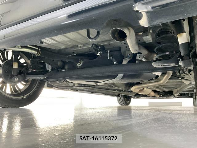Suzuki SPACIA 2023-04 8011484-17