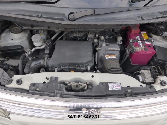 Suzuki SPACIA 2015-01 8011698-19