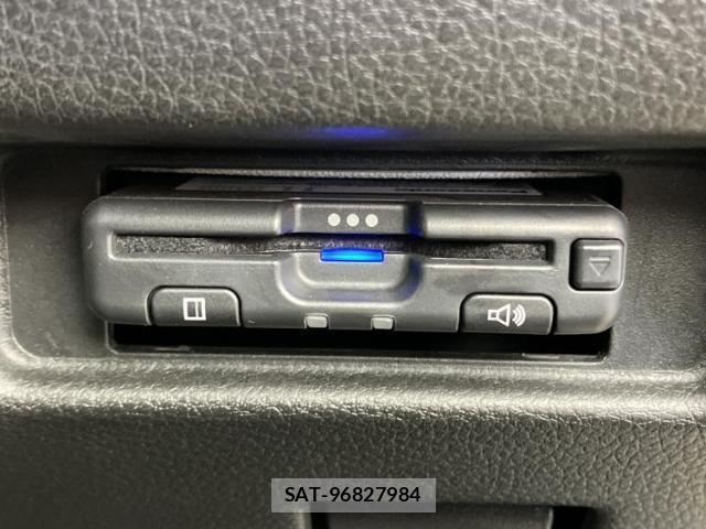 Suzuki SPACIA 2021-02 8012208-17