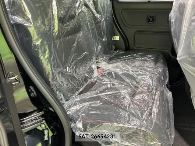 Suzuki SPACIA 2026-01 8012219-4