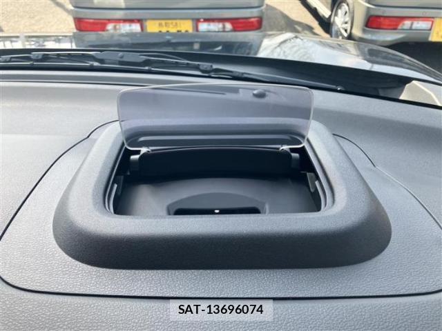Suzuki SPACIA 2026-02 8012227-15