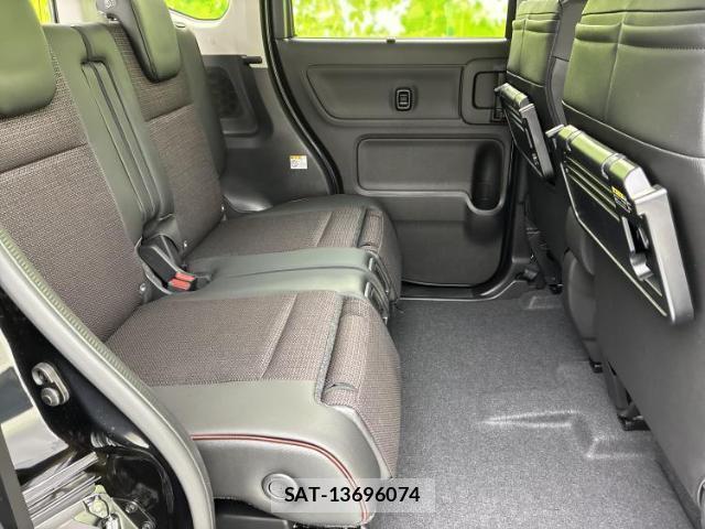 Suzuki SPACIA 2026-02 8012227-4