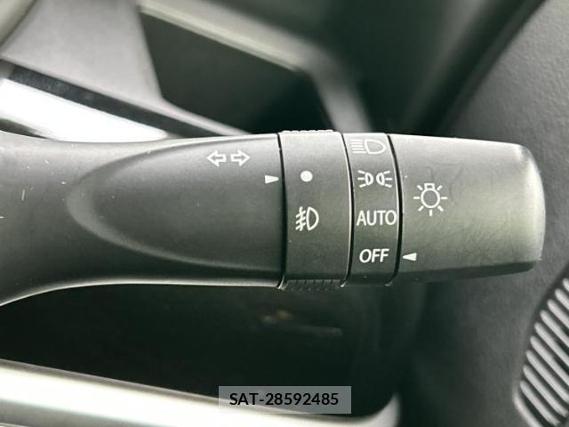 Suzuki SPACIA 2018-03 8012256-14