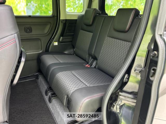 Suzuki SPACIA 2018-03 8012256-6
