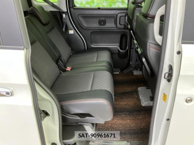 Suzuki SPACIA 2019-06 8012301-4