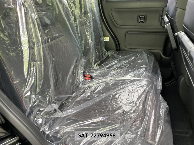 Suzuki SPACIA 2026-01 8012307-4