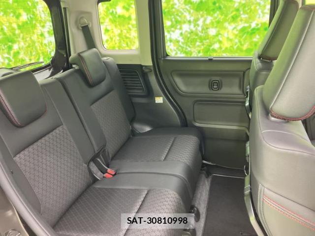 Suzuki SPACIA 2020-09 8012332-4