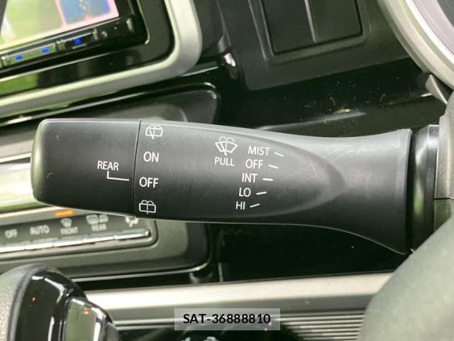 Suzuki SPACIA 2018-05 8012378-16