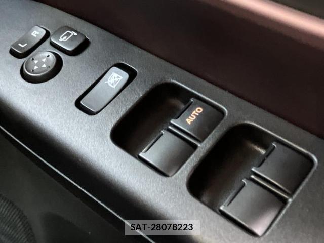 Suzuki SPACIA 2026-02 8012385-17