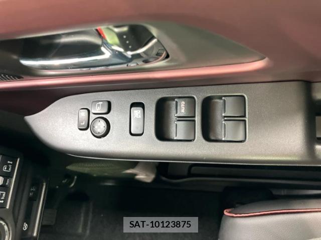 Suzuki SPACIA 2025-11 8012387-17