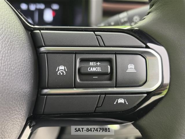 Suzuki SPACIA 2026-02 8012392-17