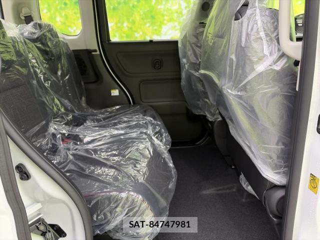 Suzuki SPACIA 2026-02 8012392-4