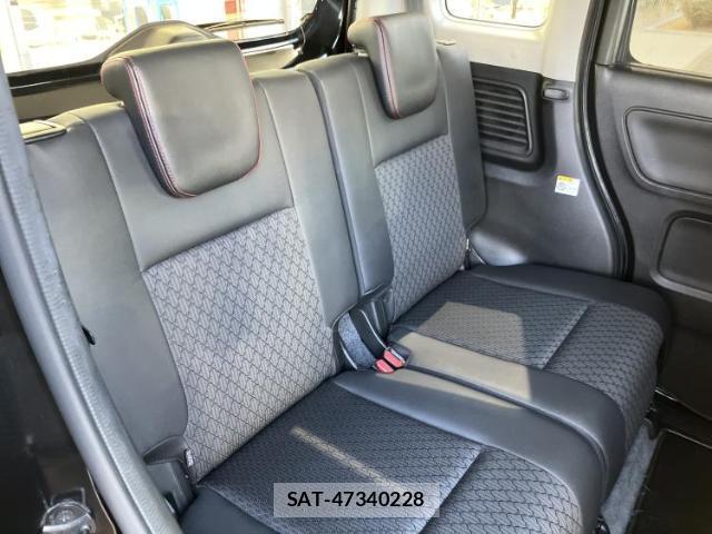Suzuki SPACIA 2019-06 8012393-4