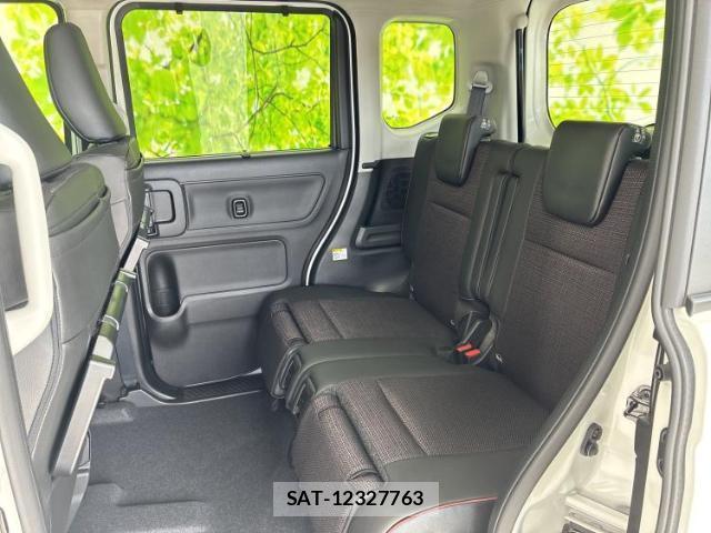 Suzuki SPACIA 2026-02 8012420-6