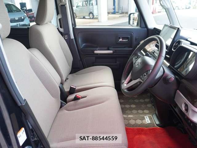 Suzuki SPACIA 2022-07 8003854-9