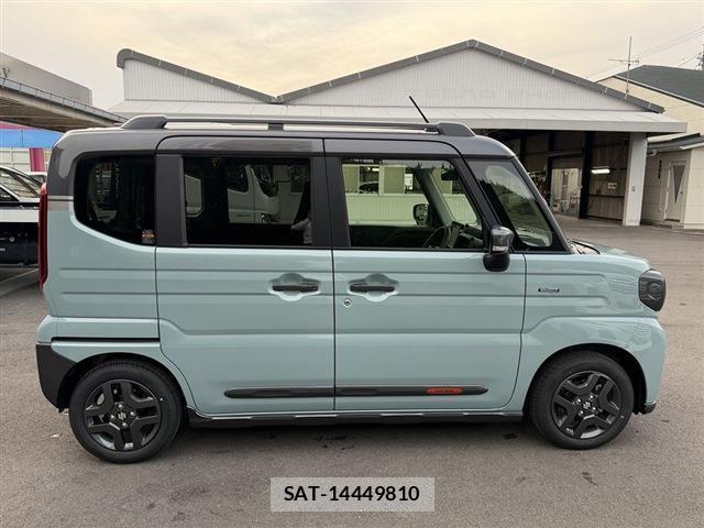 Suzuki SPACIA 2025-10 8010835-3