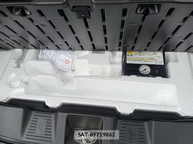 Suzuki SPACIA 2025-09 8010836-11