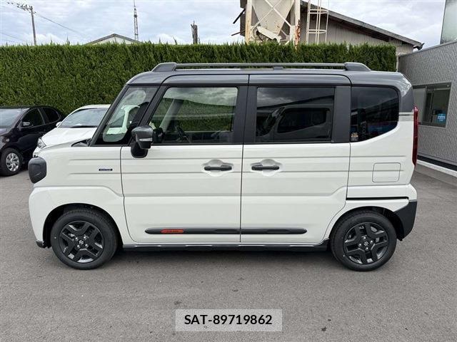 Suzuki SPACIA 2025-09 8010836-2