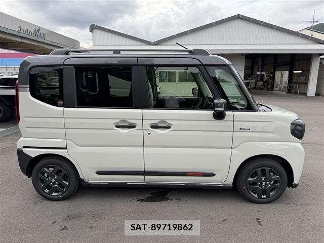 Suzuki SPACIA 2025-09 8010836-3