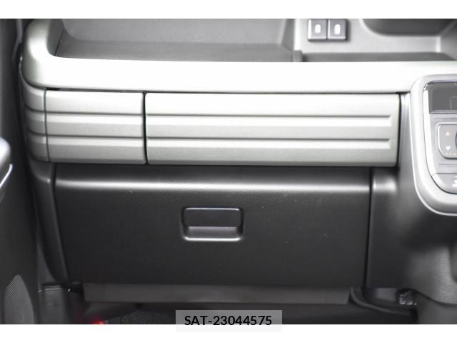 Suzuki SPACIA 2026-07 8010914-16
