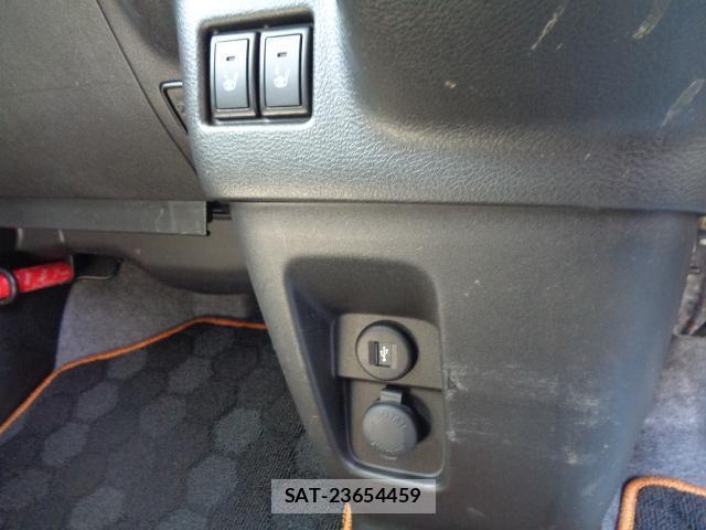 Suzuki SPACIA 2019-06 8010987-8