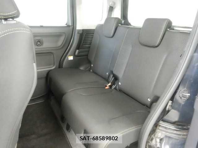 Suzuki SPACIA 2022-09 8011013-17