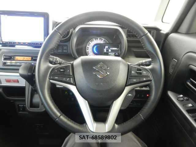 Suzuki SPACIA 2022-09 8011013-7