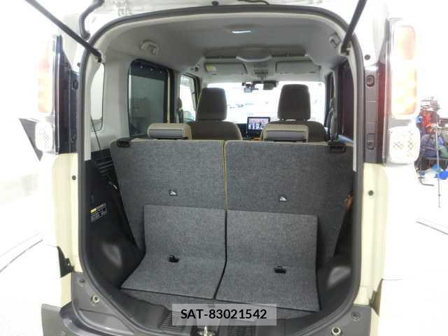 Suzuki SPACIA 2022-12 8011020-18