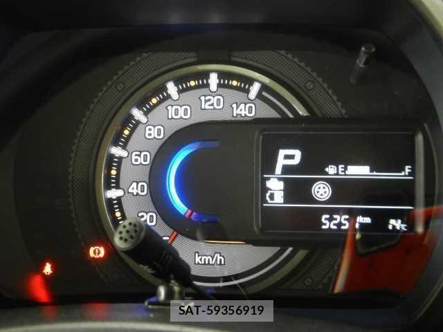 Suzuki SPACIA 2022-11 8011037-13