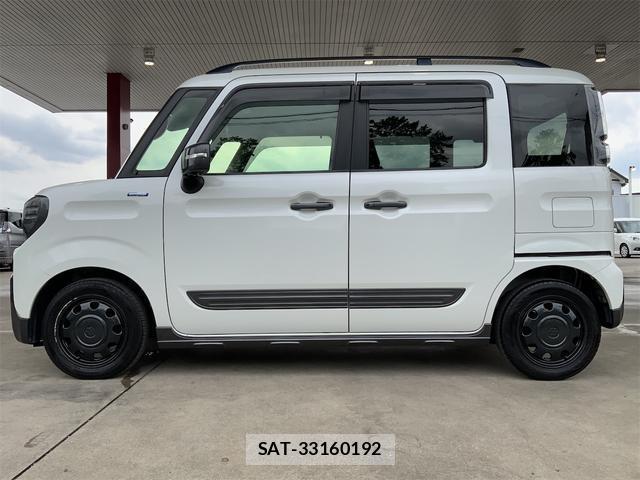 Suzuki SPACIA 2019-06 8011471-4
