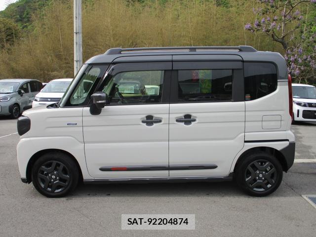 Suzuki SPACIA 2024-11 8011684-5