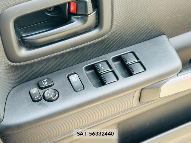 Suzuki SPACIA 2018-12 8011856-15