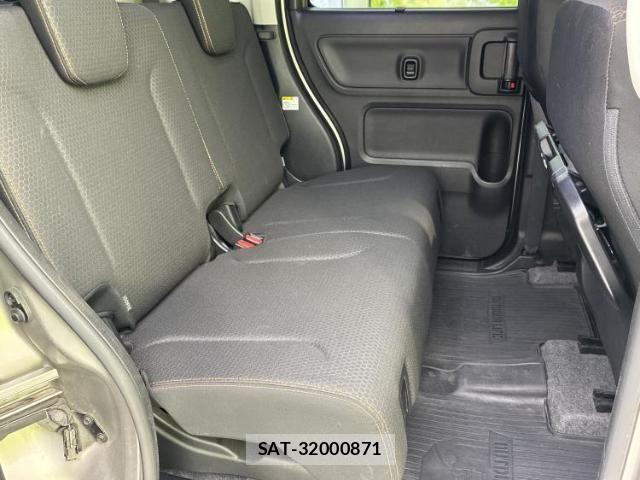 Suzuki SPACIA 2019-06 8012232-4