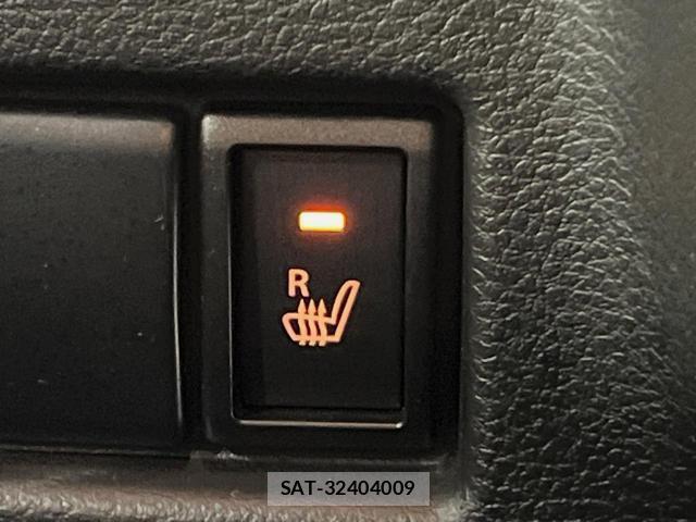 Suzuki SPACIA 2023-04 8004673-6