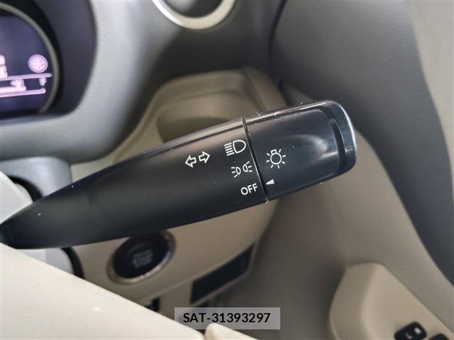 Suzuki SPACIA 2016-07 8006599-11
