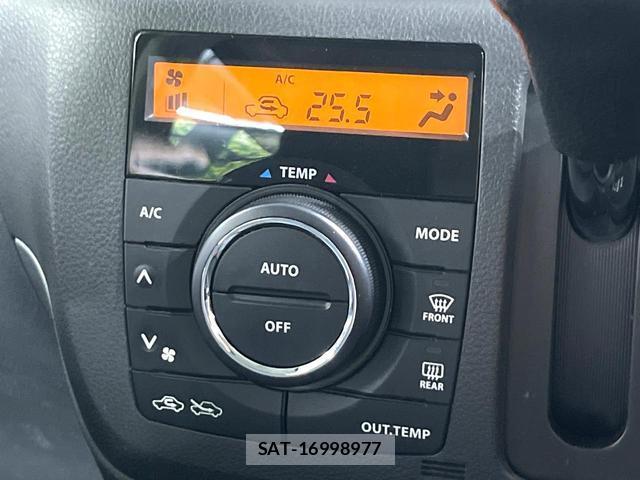 Suzuki SPACIA 2015-01 8008655-5