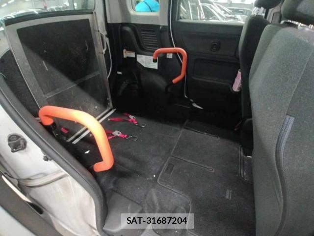 Suzuki SPACIA 2020-09 8009806-5