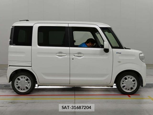 Suzuki SPACIA 2020-09 8009806-6