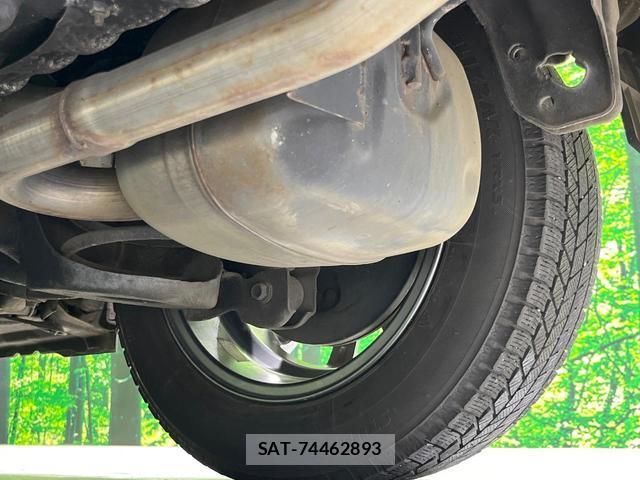 Toyota SPADE 2015-07 8003034-19