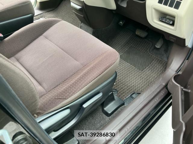 Toyota SPADE 2014-03 8005344-15
