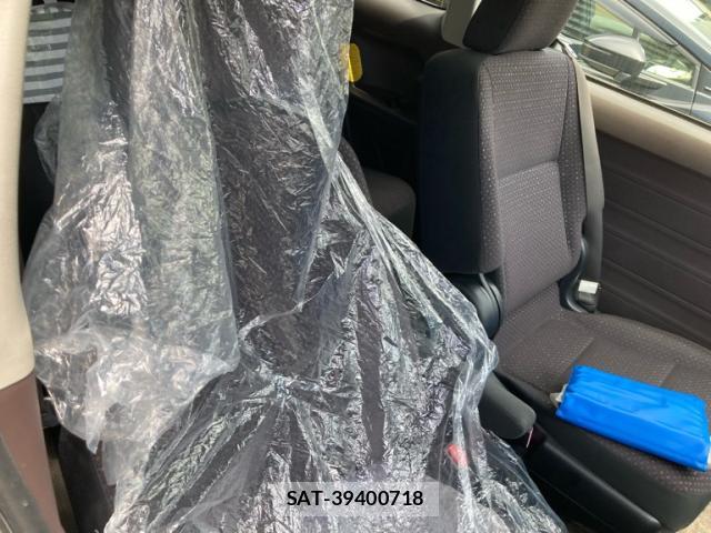 Toyota SPADE 2013-01 8005376-17