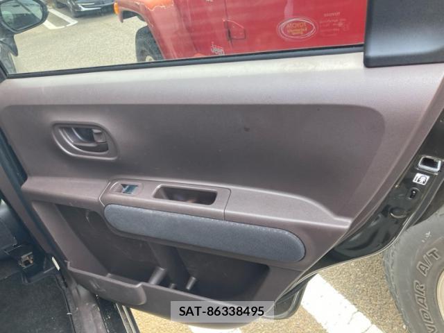 Toyota SPADE 2015-07 8005673-9