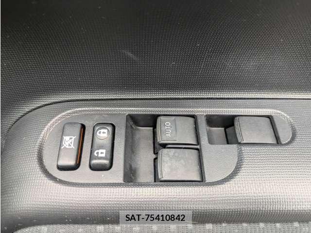 Toyota SPADE 2015-12 8007960-14
