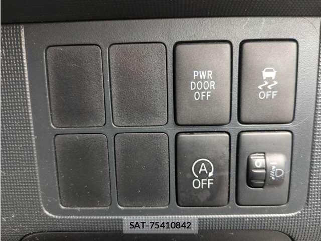 Toyota SPADE 2015-12 8007960-15