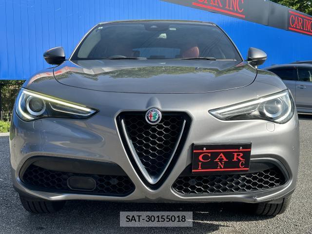 ALFA ROMEO STELVIO 2019-09 8006856-1