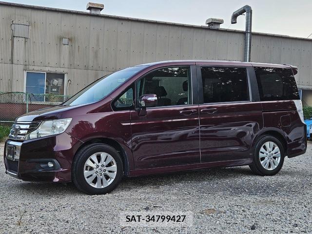 Honda e 2010-04 8003082-7