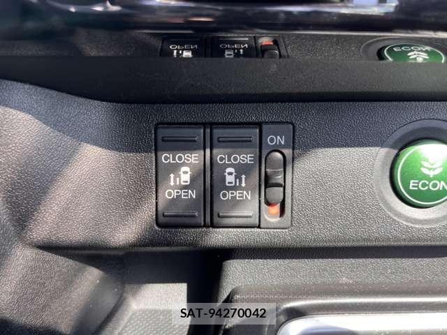 Honda e 2016-01 8003212-4