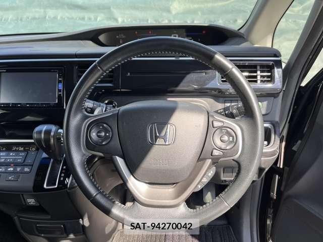 Honda e 2016-01 8003212-6