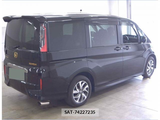 Honda e 2016-12 8003270-5