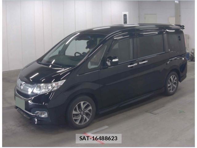 Honda e 2016-06 8003319-4